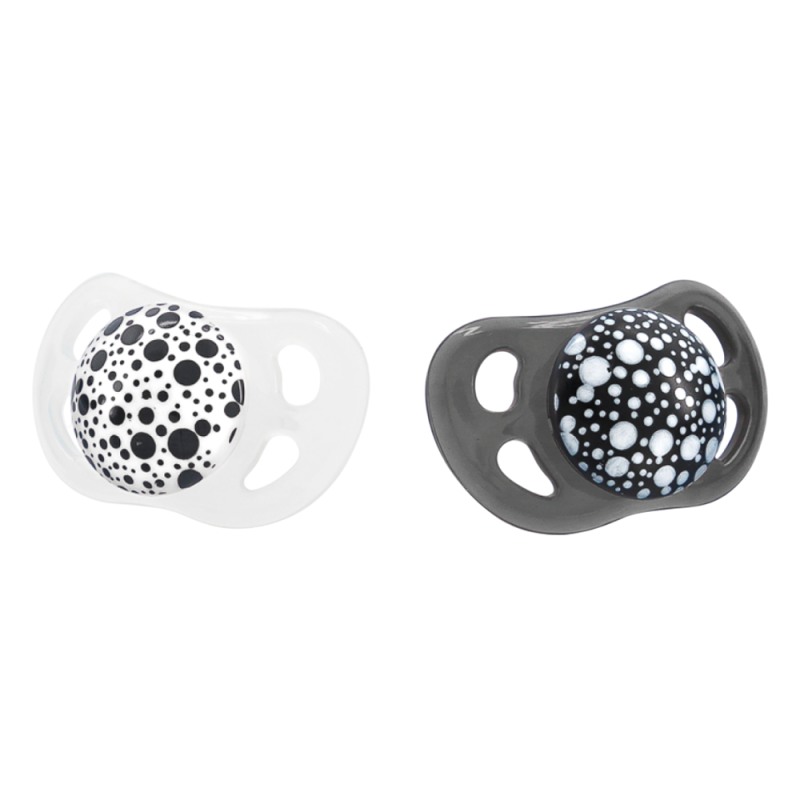 Twistshake 2 Sucettes orthodontiques noir et blanc 0 - 6 mois Twistshake 2 Sucettes orthodontiques noir et blanc 0 - 6 mois